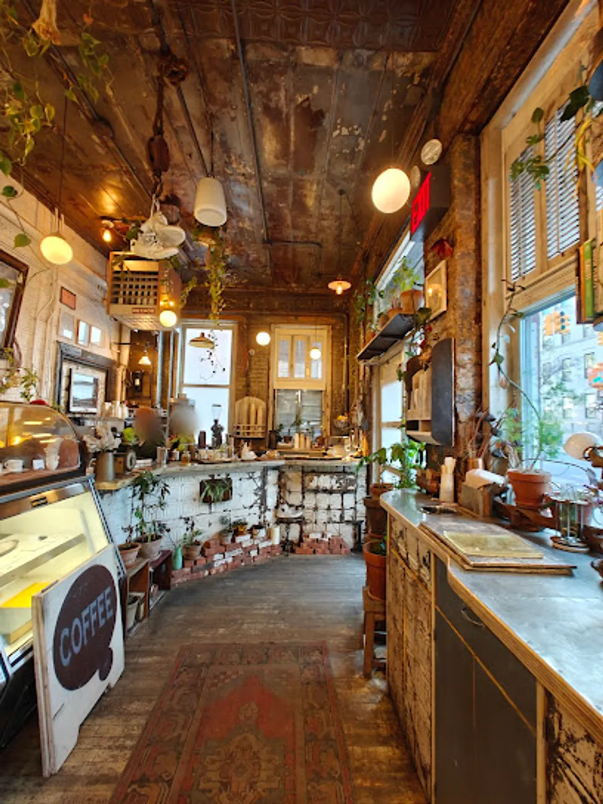 Interior view of PPL, a popular spot in brooklyn